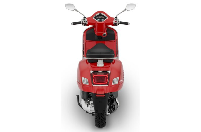 Piaggio Vespa GTS 125 Super RST
